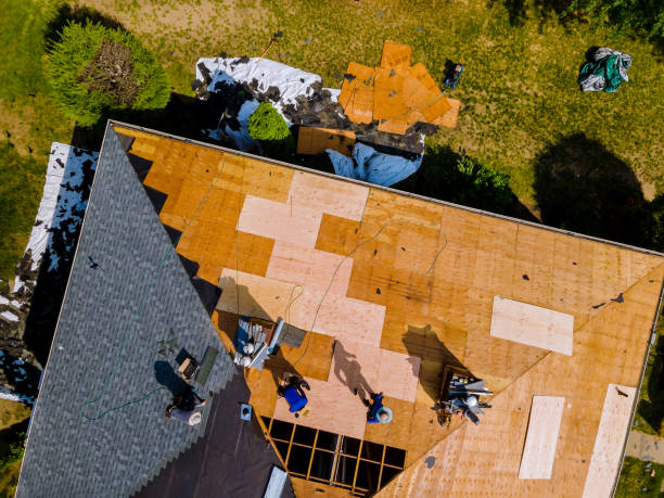 Best Local Roofing Companies  in Fall Creek, WI